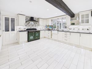 Kitchen- click for photo gallery